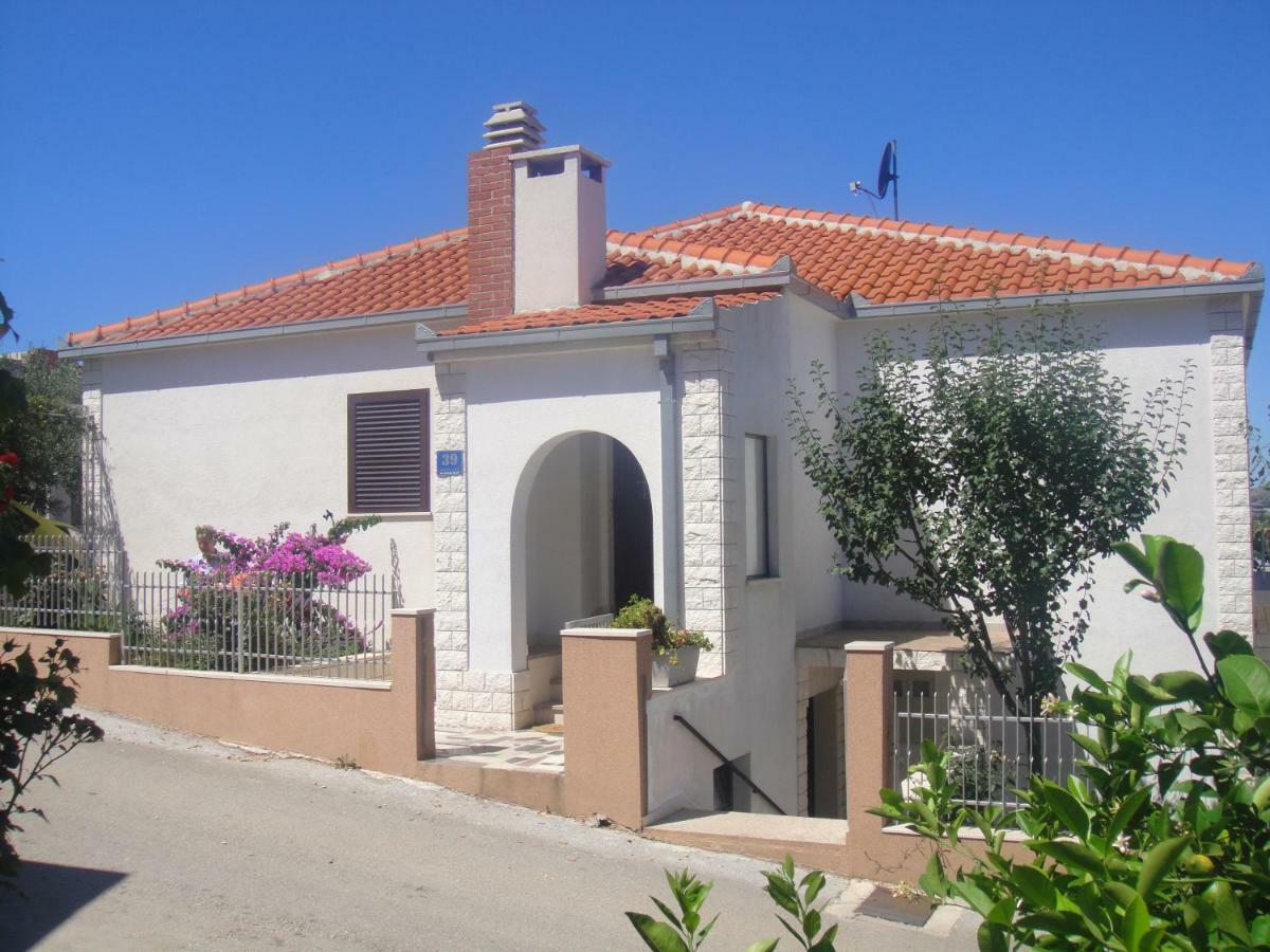 Villa Ferienhaus Maria Trogir Exterior foto