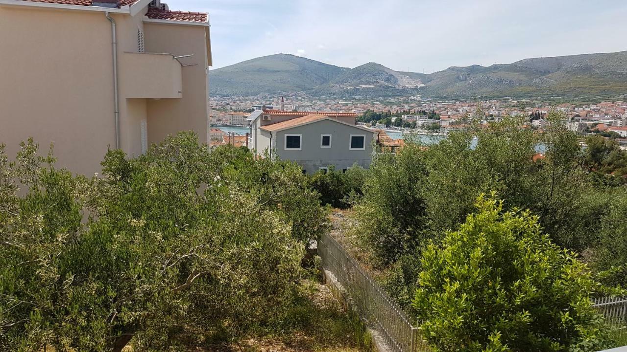 Villa Ferienhaus Maria Trogir Exterior foto