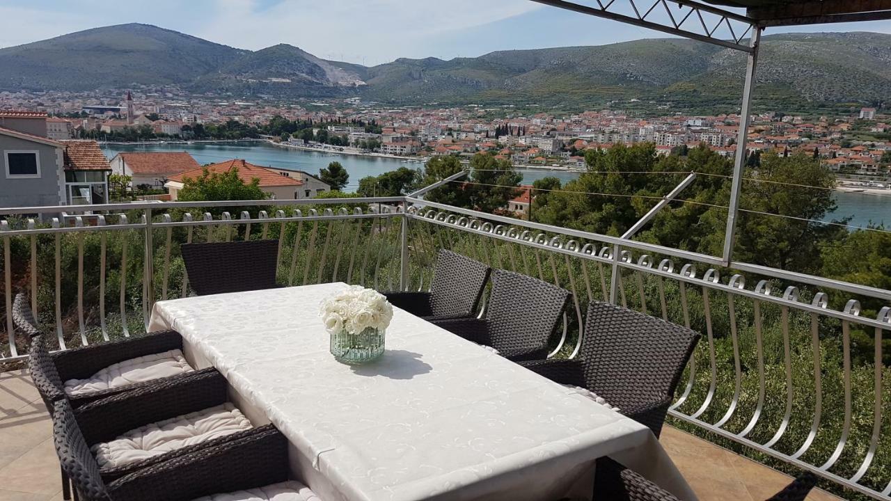 Villa Ferienhaus Maria Trogir Exterior foto